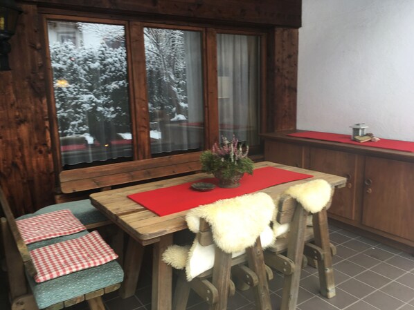 Casa Standard, 3 camere da letto, caminetto, vista montagna | Terrazza/patio
