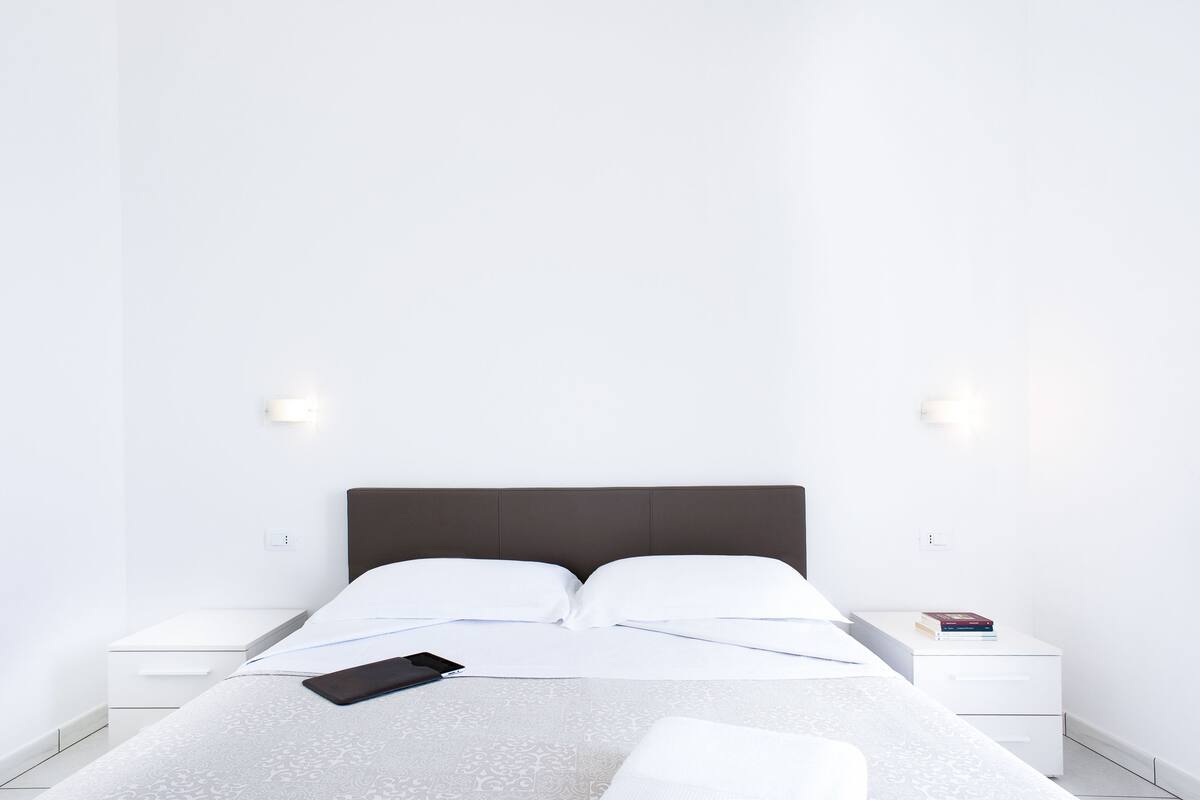 1 bedroom, premium bedding, in-room safe, iron/ironing board