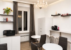 Reception - Inside Roma Rooms by DOT Suites (Rome)