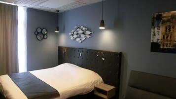Family Room, Sea View | Premium bedding, in-room safe, desk, soundproofing
