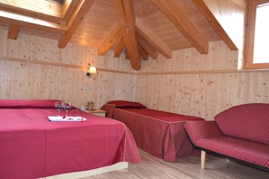 Suite | Safe på rommet, wi-fi (mot et tillegg) og sengetøy