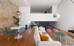 Apartment, 2 Bedrooms | Living room | Flat-screen TV - Premium Suites & Apartments Porto Centre (Porto)