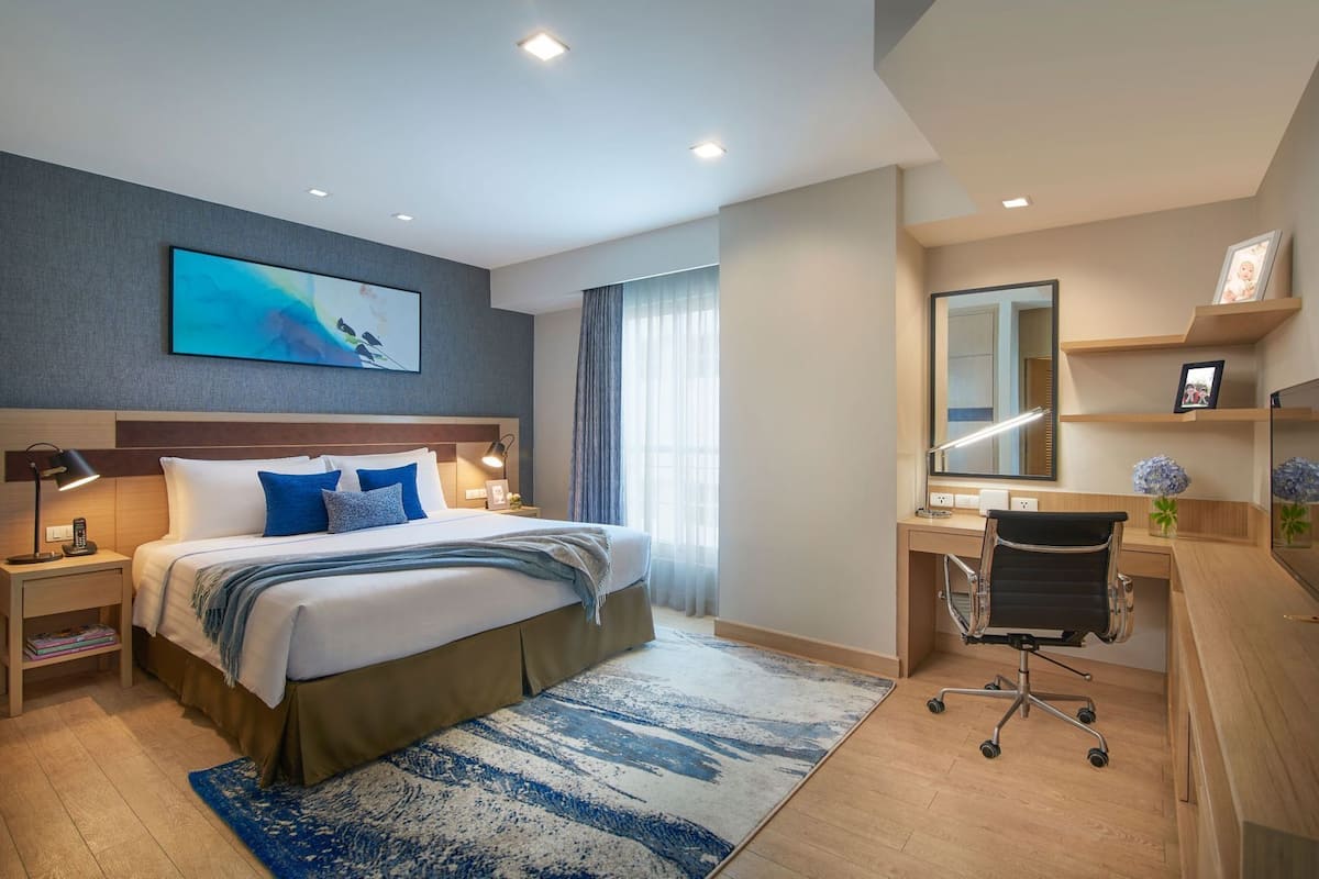 In-room safe, desk, blackout drapes, iron/ironing board