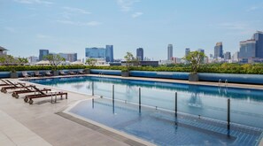 Outdoor pool - Shama Lakeview Asoke Bangkok (Bangkok)