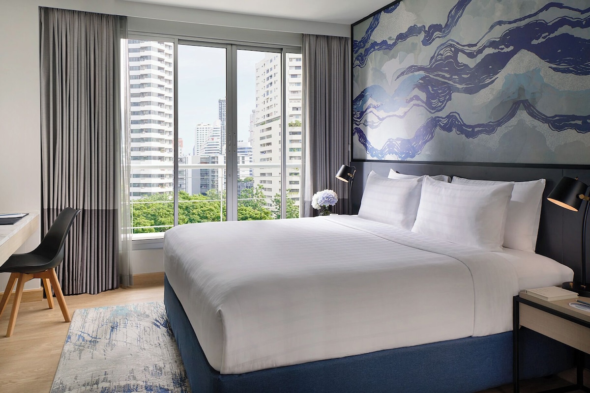 Quarto luxo, 2 quartos | Cofres nos quartos, escrivaninha, cortinas blackout