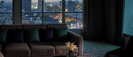 Coffres-forts dans les chambres, bureau, rideaux occultants