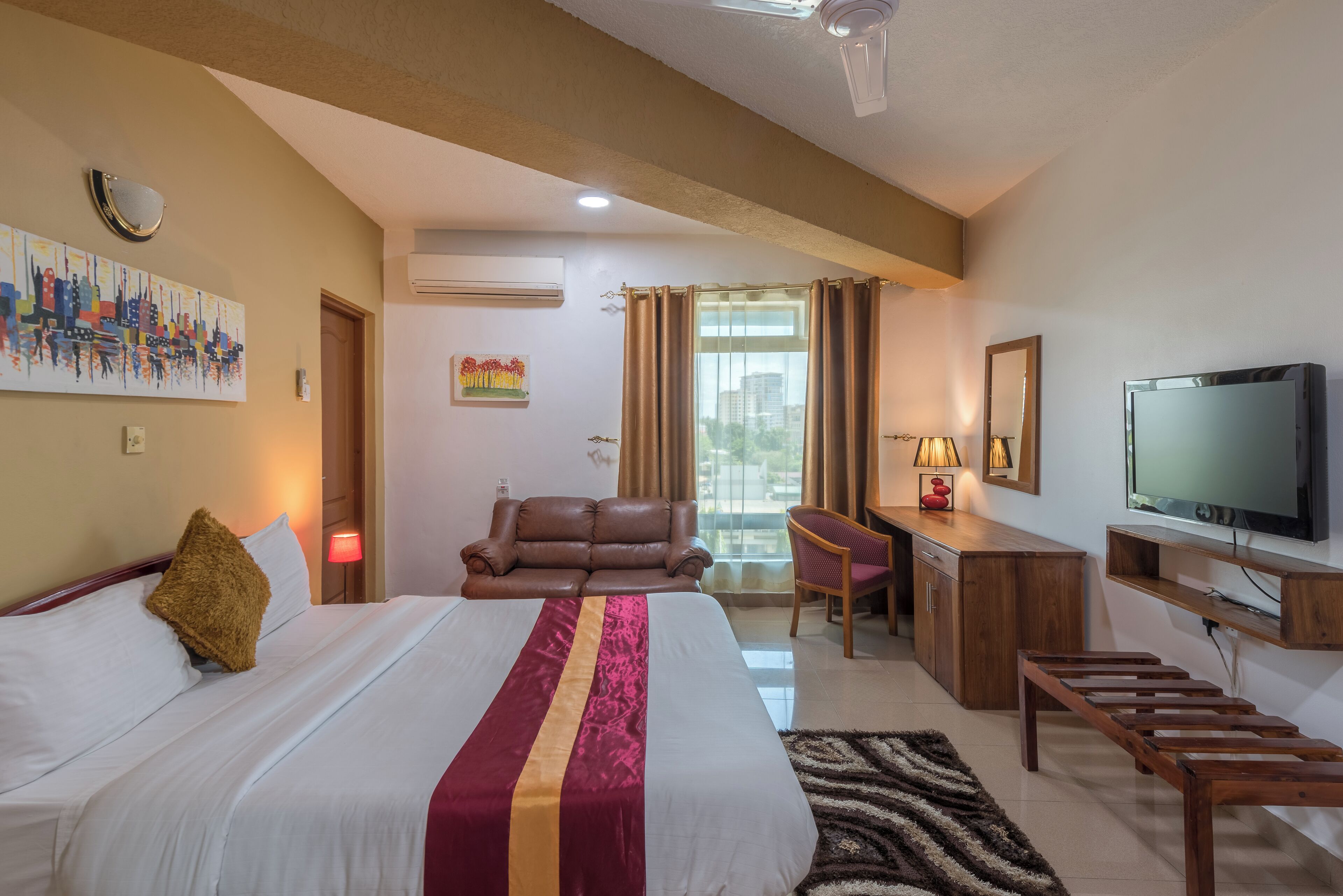 In-room safe, individually decorated, individually furnished, desk