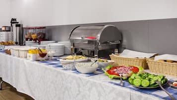 Desayuno buffet incluido todos los días