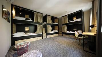 Shared Dormitory, Mixed Dorm, Shared Bathroom (6 beds) | Soundproofing, free WiFi, bed sheets