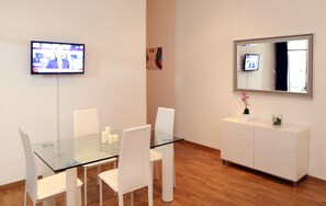 Appartement, 2 chambres | Salle de séjour