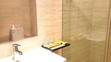 Senior Apartment, 1 Bedroom, City View | Bathroom | Shower, free toiletries, hair dryer, slippers