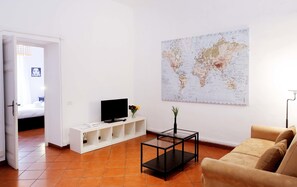 Appartamento, 3 camere da letto | Soggiorno | TV a schermo piatto