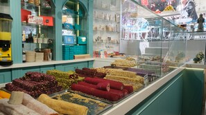 Breakfast, lunch and dinner served  - Galata Moon Hotel  (Istanbul)