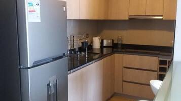 Apartment, 2 Bedrooms | Private kitchen | Fridge