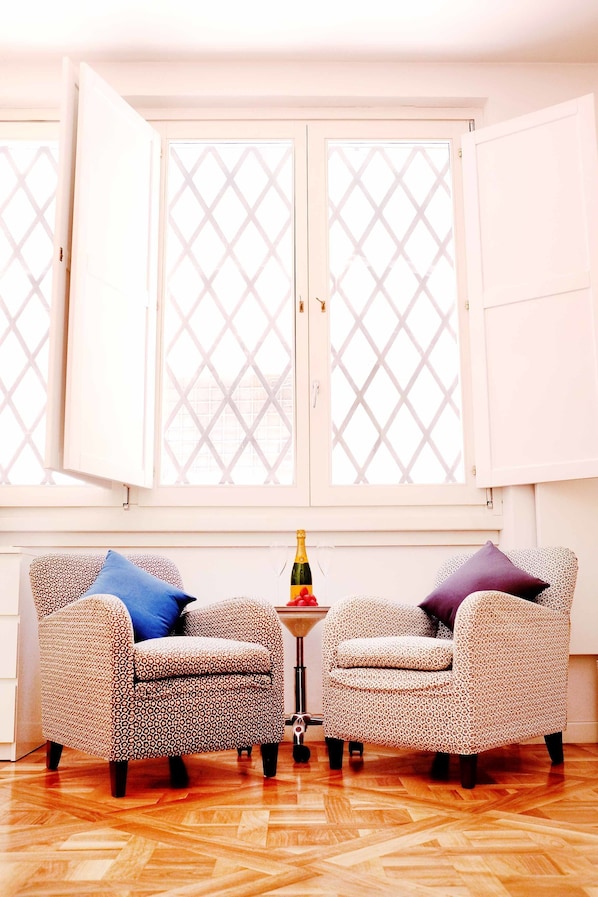 Appartamento, 1 camera da letto | Soggiorno | TV a schermo piatto