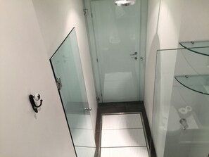 Apartment, 1 Bedroom | Bathroom | Shower, free toiletries, hair dryer, slippers - Navona Holidays House (Rome)
