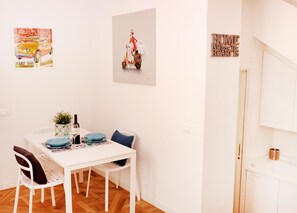 Apartment, 1 Bedroom | In-room dining - Navona Holidays House (Rome)