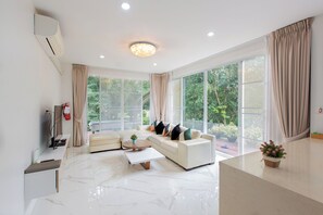 Four-Bedroom Villa | Living room