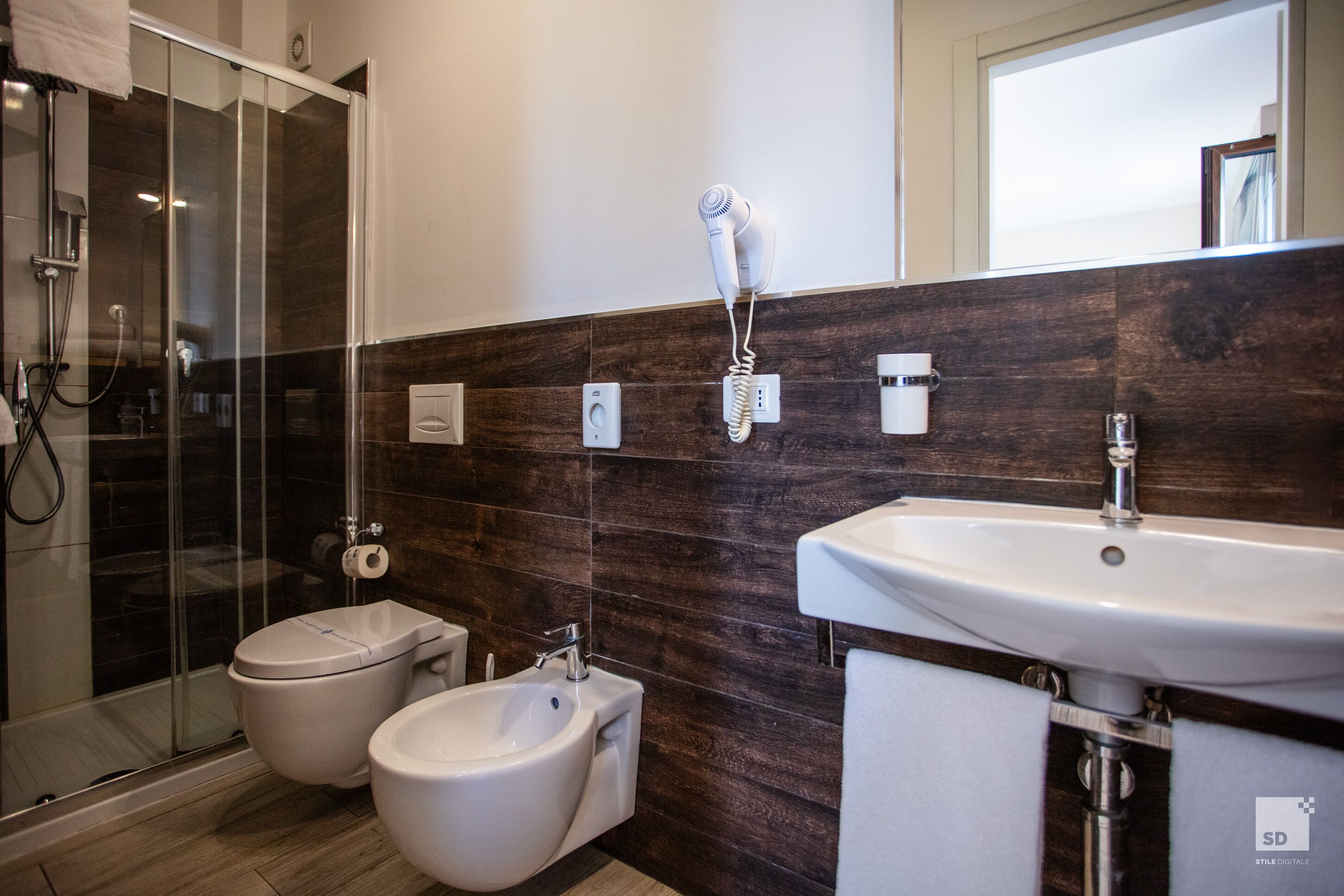 classic double room, sea view | bathroom | free toiletries, bidet, towels