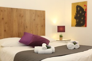 Apartment, 2 Bedrooms | 2 bedrooms, iron/ironing board, cots/infant beds, free WiFi - Petrarca Apartment (Rome)