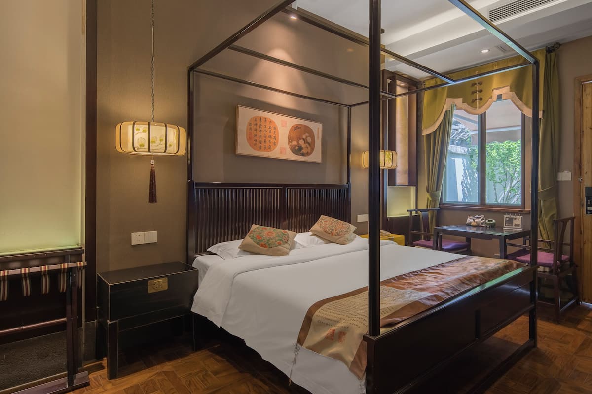 Premier tweepersoonskamer, terras | Luxe beddengoed, donsdekens, pillowtop-bedden, een kluis op de kamer