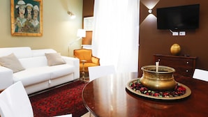 Unclassified image, 4 of 25, button - Tito Guesthouse (Rome)