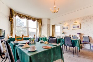 รวมอาหารเช้าแบบอังกฤษ ทุกวัน