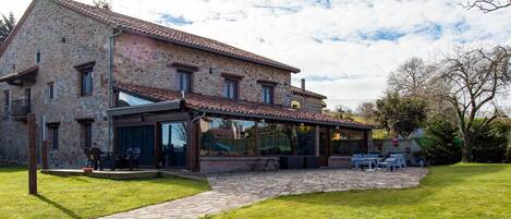 Fachada del alojamiento