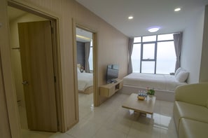 2 Bedrooms Apartment, Sea View | Desk, iron/ironing board, free WiFi - Muong Thanh Apartments (Nha Trang)