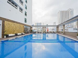 Piscine extérieure