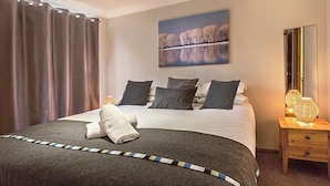 House, 5 Bedrooms - Mountain Lodge (Jindabyne)