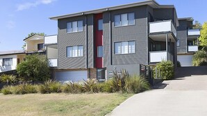 Exterior detail - Northview 2 - 9 Clyde Street, Jindabyne (Jindabyne)