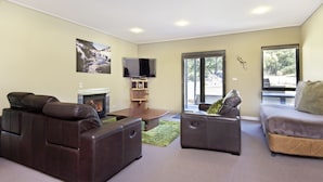Chalet, 2 chambres | Salle de séjour