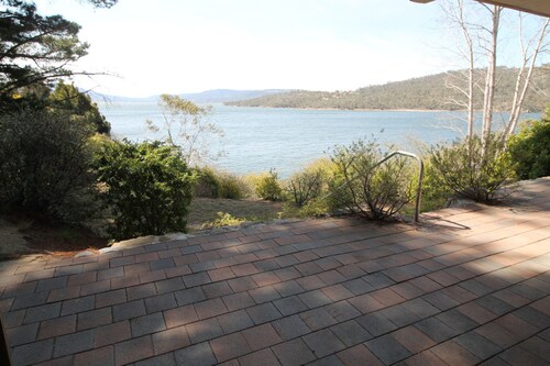 Seeblick 2 on Lake Jindabyne