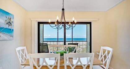 Sea Oats 152 2 Bedroom Condo by RedAwning