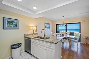 House, 2 Bedrooms | Private kitchen | Microwave, coffee/tea maker - Sea Oats 152 2 Bedroom Condo by RedAwning (Boca Grande)