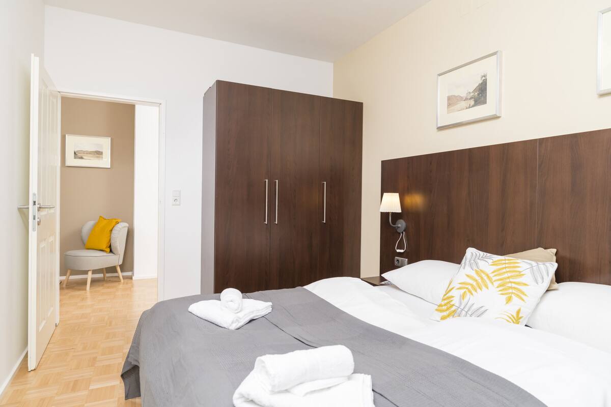 Standard-Apartment (Cleaning Fee Included) | 1 Schlafzimmer, Schreibtisch, laptopgeeigneter Arbeitsplatz