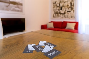Apartment, 2 Bedrooms | Living room