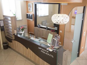 Lobby - Pensione Piemonte (Loreto)