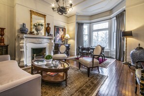 Lobby sitting area - Ryan Mansion (St. John's)