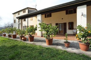 Interior entrance - Albergo Volpara (Mussolente)