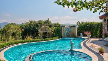 Three Bedroom French Cottage | Garden view