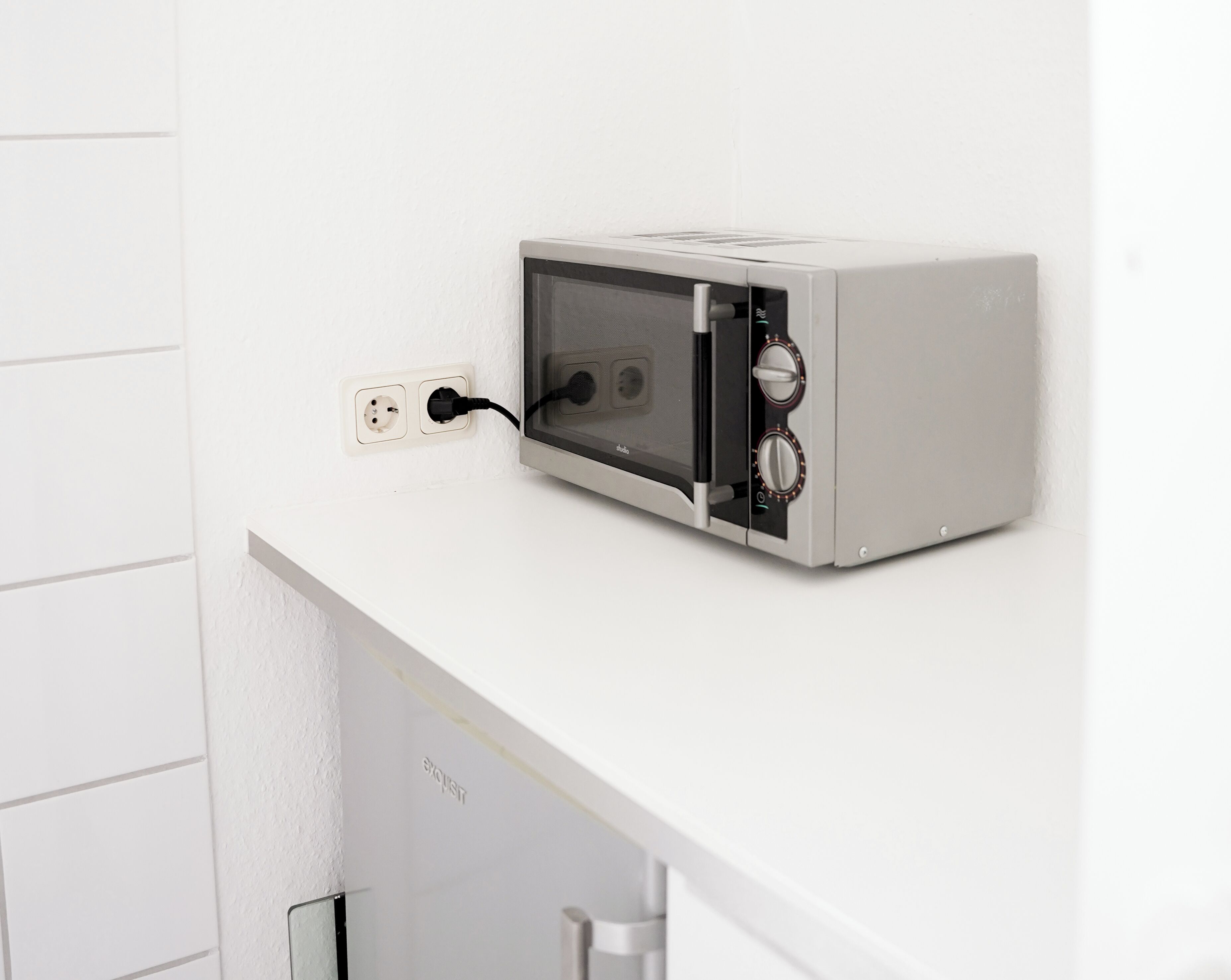 loft | desk, free wifi, bed sheets