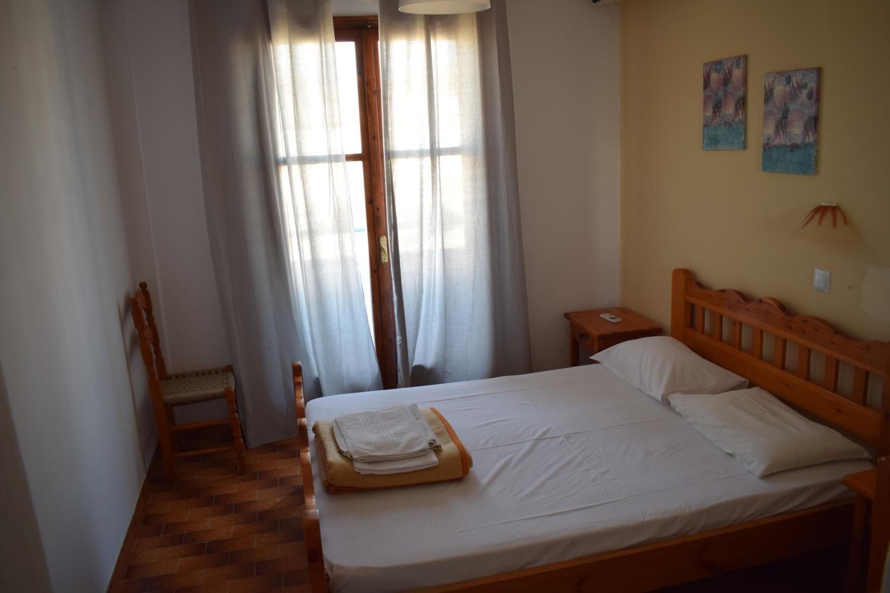 desk, iron/ironing board, free wifi, bed sheets