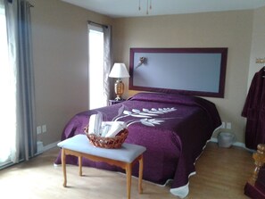 Bureau, rideaux occultants, Wi-Fi gratuit, draps fournis