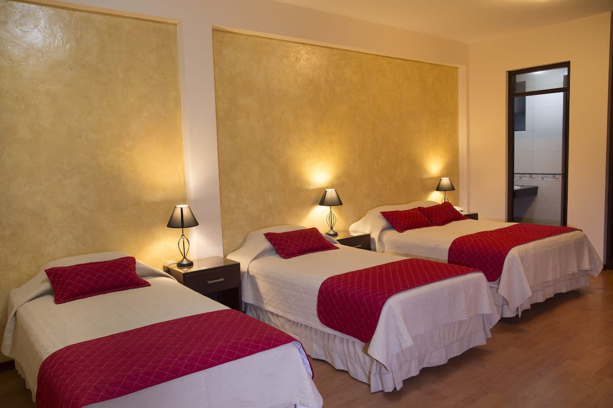 Camera tripla | Biancheria da letto di alta qualità, una cassaforte in camera