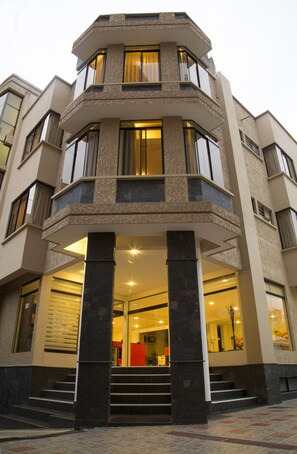 Entrada al alojamiento