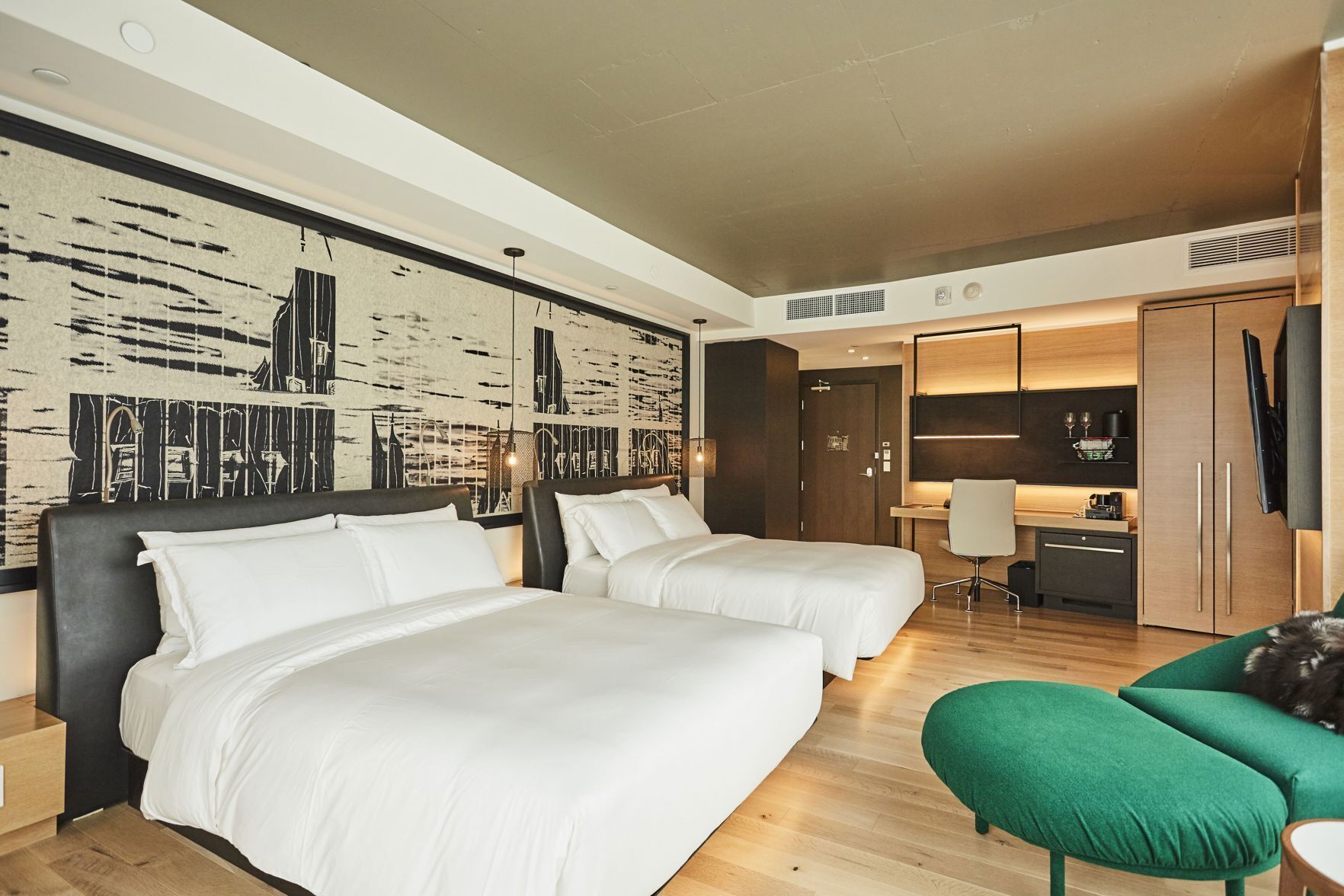 Egyptian cotton sheets, premium bedding, minibar, in-room safe
