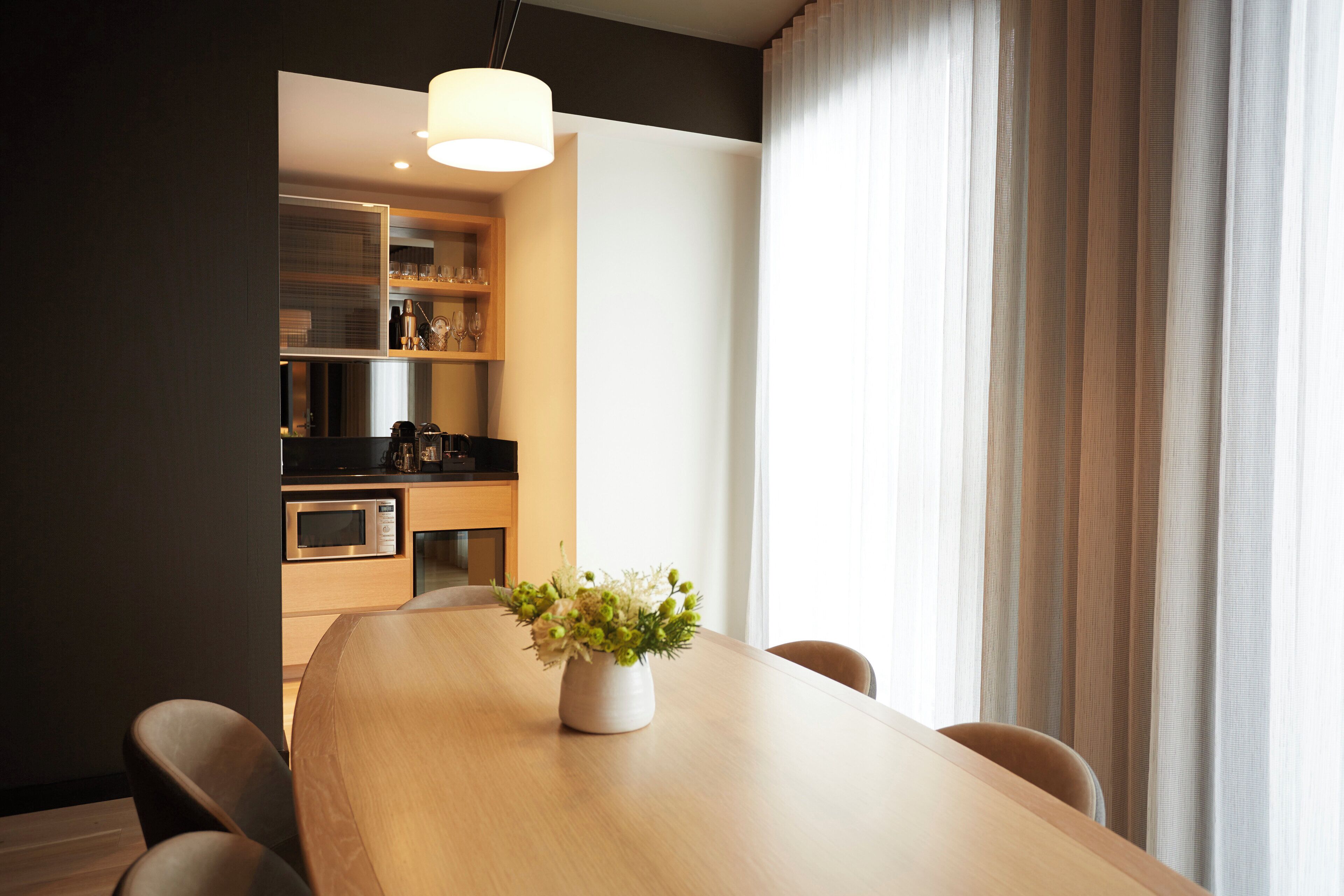 egyptian cotton sheets, premium bedding, minibar, in-room safe