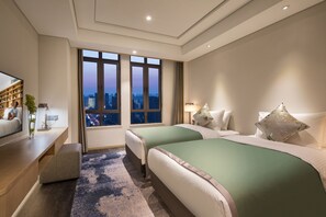 In-room safe, desk, iron/ironing board, free wired Internet - Somerset Harmony City Wuxi (Wuxi)